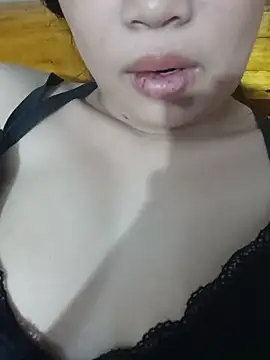 Quynhnhu bb online show from August 2026 09:06:02 PM