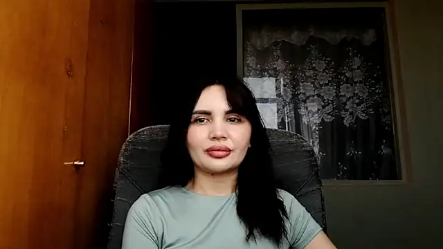 Snapshot of ElviaSloane chatting on August 2026 08:27:02 AM ElviaSloane online show from August 2026 08:27:02 AM