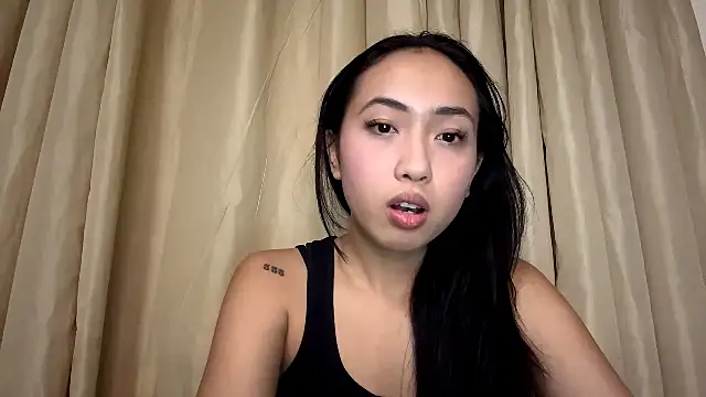 Snapshot of MaryPopy chatting on August 2026 02:42:02 PM MaryPopy online show from August 2026 02:42:02 PM