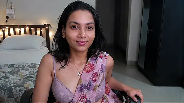 Mishika lust online show from August 2026 05:59:01 PM