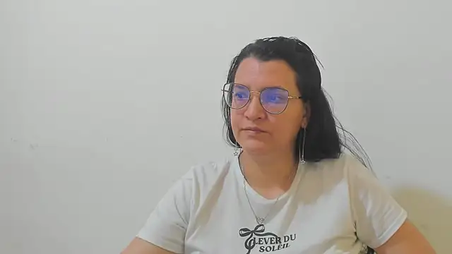 MARILYN GARCIA online show from December 2025 02:54:01 PM