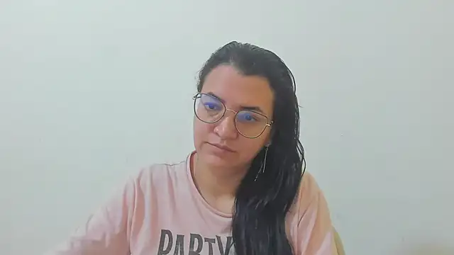 MARILYN GARCIA online show from December 2025 02:57:02 PM