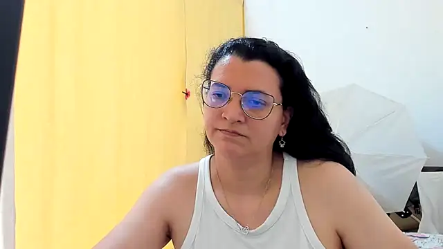 MARILYN GARCIA online show from May 2026 05:18:01 PM