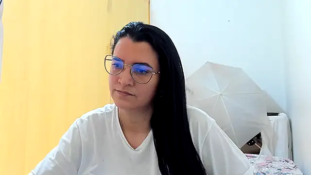 MARILYN GARCIA online show from May 2026 05:30:01 PM