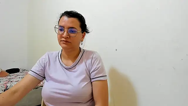 MARILYN GARCIA online show from June 2026 03:03:03 PM