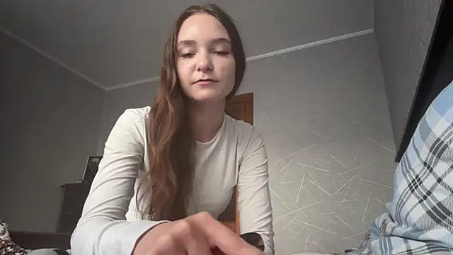 GladisKushin online show from August 2026 06:10:02 PM