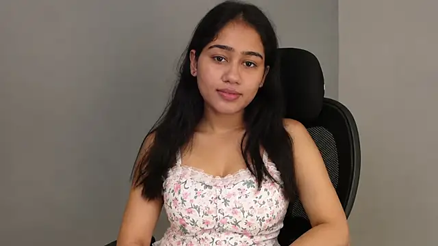 Manishaa59 online show from August 2026 05:37:01 PM