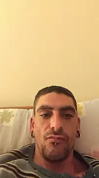 Snapshot of Icen_ chatting on February 2026 11:01:02 PM Icen online show from February 2026 11:01:02 PM