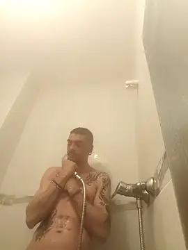 Snapshot of Icen_ chatting on February 2026 06:03:02 AM Icen online show from February 2026 06:03:02 AM