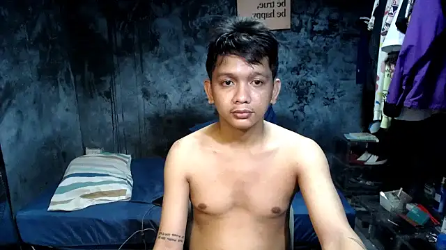 Snapshot of asianPinoy4you chatting on October 2025 05:10:02 AM asianPinoy4you online show from October 2025 05:10:02 AM