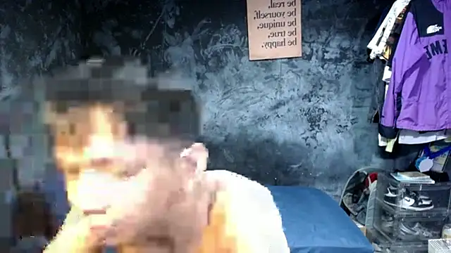 Snapshot of asianPinoy4you chatting on October 2025 02:40:01 PM asianPinoy4you online show from October 2025 02:40:01 PM