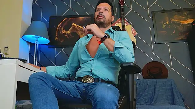 ChrisKox online show from September 2025 01:11:01 AM