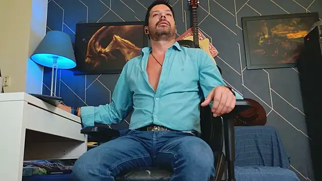 ChrisKox online show from October 2025 02:53:01 AM