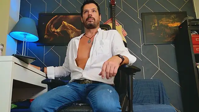 ChrisKox online show from October 2025 05:00:01 PM