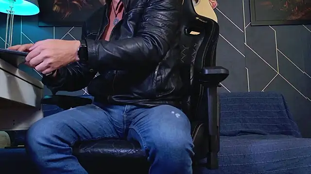 ChrisKox online show from March 2026 04:51:02 AM