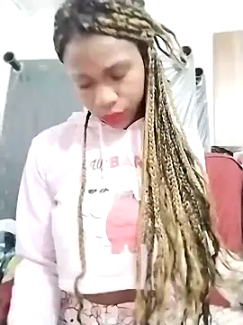 Snapshot of angel_allis chatting on September 2025 04:25:01 AM angel allis online show from September 2025 04:25:01 AM