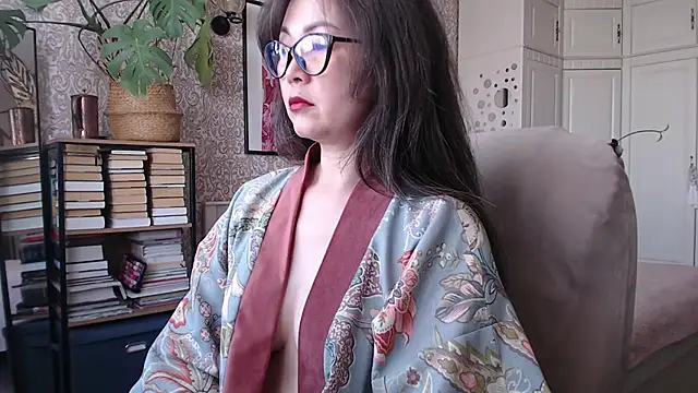 Koreanowner online show from May 2026 10:19:02 AM