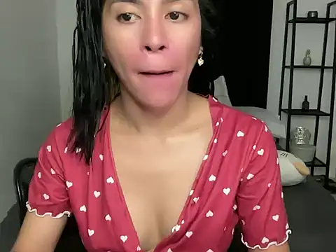 Snapshot of your_bianca69 chatting on January 2025 09:57:02 AM your bianca69 online show from January 2025 09:57:02 AM