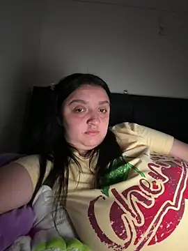 Snapshot of aliceayres797 chatting on March 2025 03:11:01 AM aliceayres797 online show from March 2025 03:11:01 AM