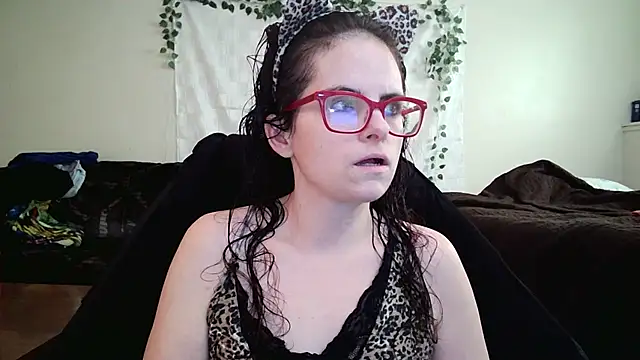 Snapshot of JessaBella chatting on October 2025 03:57:02 PM JessaBella online show from October 2025 03:57:02 PM