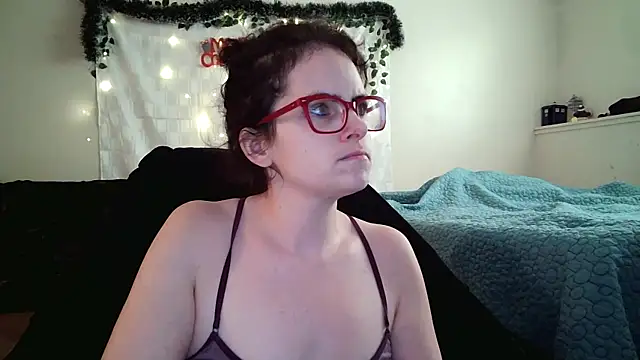 Snapshot of JessaBella chatting on November 2025 03:45:01 PM JessaBella online show from November 2025 03:45:01 PM