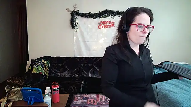 Snapshot of JessaBella chatting on November 2025 04:42:02 PM JessaBella online show from November 2025 04:42:02 PM