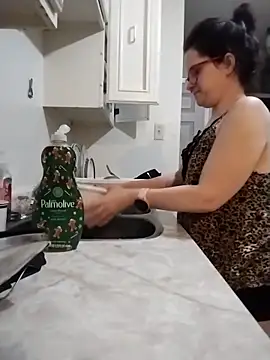 Snapshot of JessaBella chatting on December 2025 03:32:01 PM JessaBella online show from December 2025 03:32:01 PM