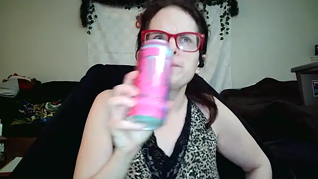 Snapshot of JessaBella chatting on December 2025 03:06:01 PM JessaBella online show from December 2025 03:06:01 PM