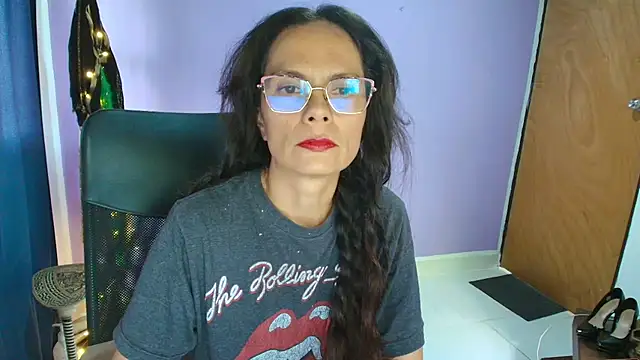 Nattyslave4U online show from January 2026 04:01:01 PM