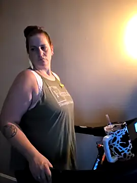 Snapshot of onlyhotbbw75 chatting on October 2025 09:23:01 AM onlyhotbbw75 online show from October 2025 09:23:01 AM