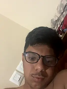 pavanboy online show from December 2025 04:35:01 PM