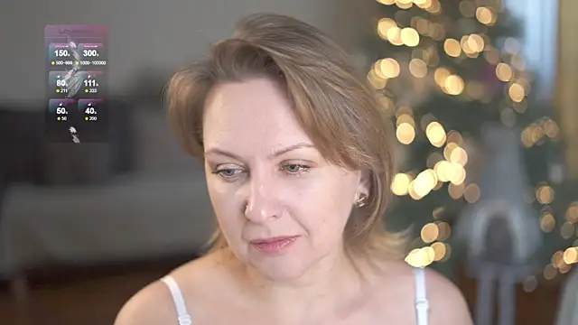 Snapshot of LitleSun chatting on January 2025 09:35:01 AM LitleSun online show from January 2025 09:35:01 AM