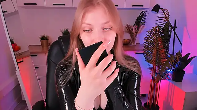 DakotaMabs online show from March 2026 07:58:02 AM