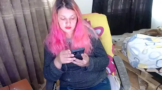 Snapshot of kattydirtylol chatting on December 2024 09:30:02 PM kattydirtylol online show from December 2024 09:30:02 PM