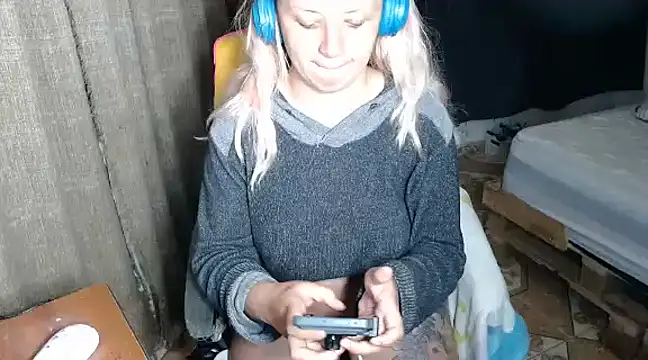 Snapshot of kattydirtylol chatting on January 2025 01:08:01 AM kattydirtylol online show from January 2025 01:08:01 AM