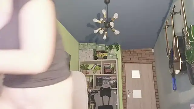 karmija online show from December 2024 10:02:02 PM