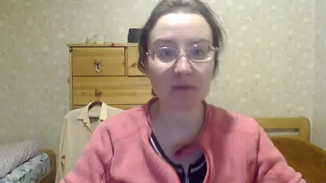 Smart Rose online show from March 2025 06:48:01 PM