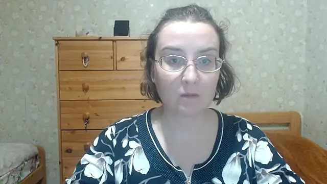 Smart Rose online show from October 2025 02:47:02 PM