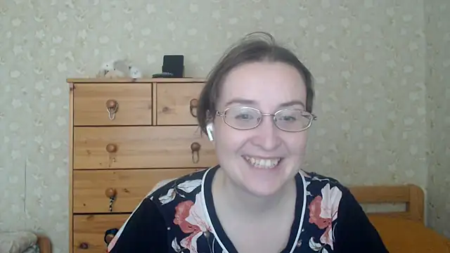 Smart Rose online show from April 2026 12:35:02 PM