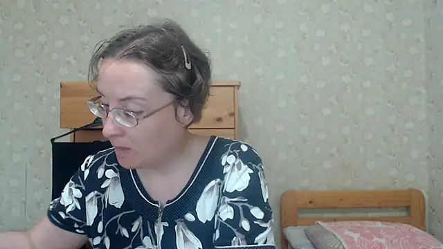 Smart Rose online show from May 2026 01:43:02 PM