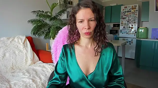 ChristinaGlory online show from March 2026 08:06:01 AM