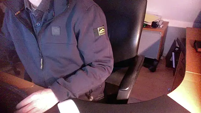 Snapshot of outlaw200 chatting on December 2024 08:36:01 AM outlaw200 online show from December 2024 08:36:01 AM