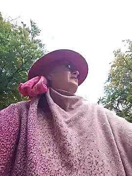 Snapshot of MucMilf59 chatting on October 2025 10:05:02 AM MucMilf59 online show from October 2025 10:05:02 AM