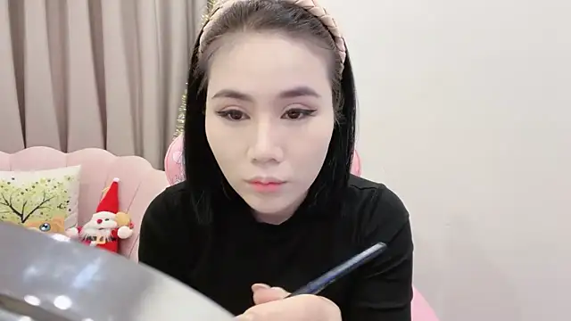 Snapshot of Meilian2021 chatting on December 2024 06:12:02 AM Meilian2021 online show from December 2024 06:12:02 AM