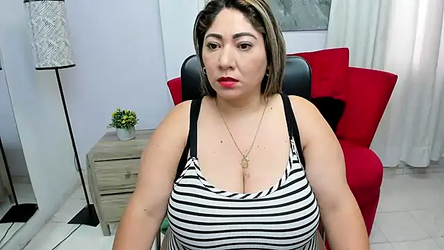 kendra fire online show from April 2026 12:31:01 PM