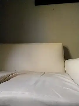 E f online show from November 2025 12:28:02 PM