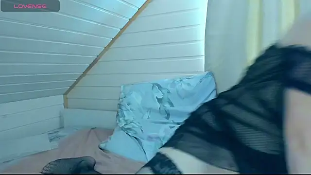 I AM MILF online show from December 2024 10:40:02 AM