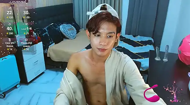 WildestTwink online show from March 2025 07:37:02 PM
