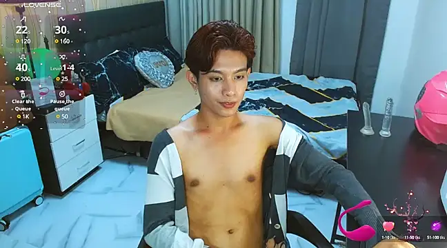 WildestTwink online show from March 2025 10:41:02 PM