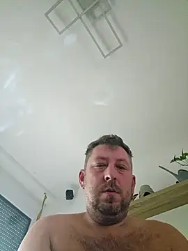 ktmtom247 online show from October 2025 06:43:02 AM